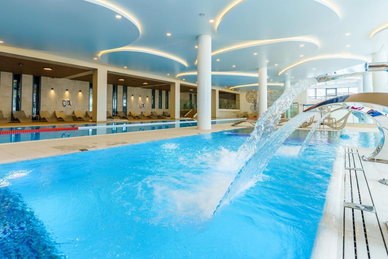 Polanki Aqua Apartamenty Nielimitowany Dostep Do Basenow Parking Free コウォブジェク エクステリア 写真
